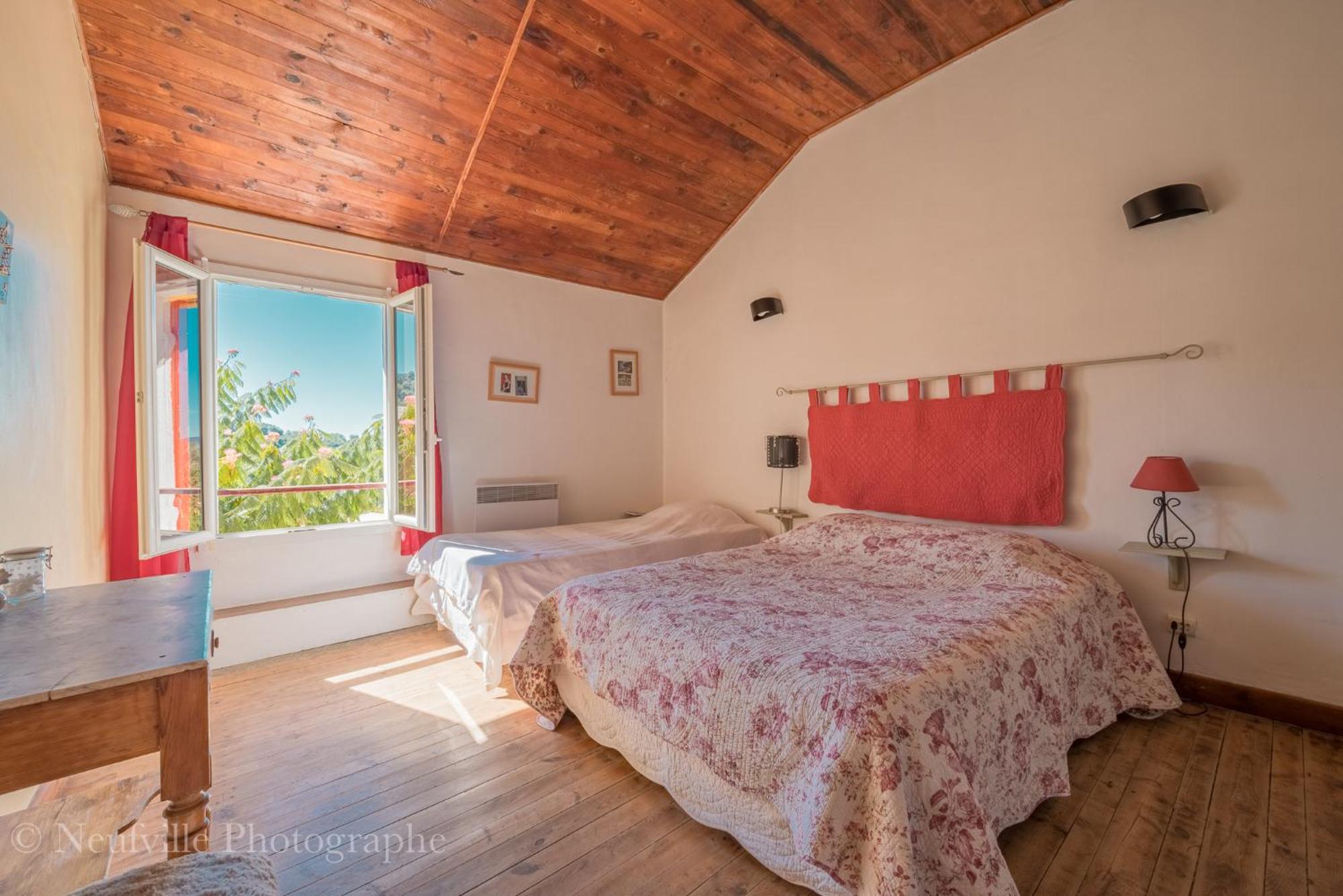 L'Oustaou Du Luberon Et Spa Villelaure Экстерьер фото