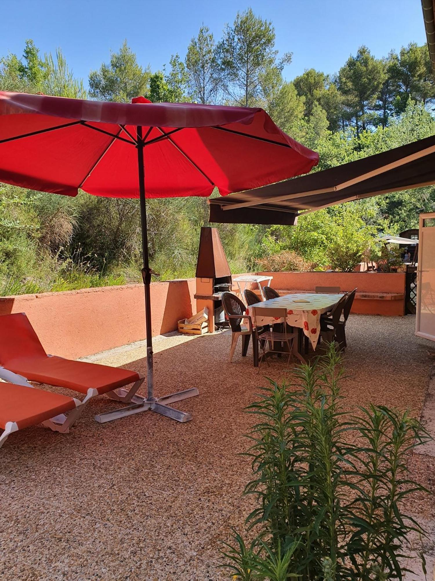 L'Oustaou Du Luberon Et Spa Villelaure Экстерьер фото