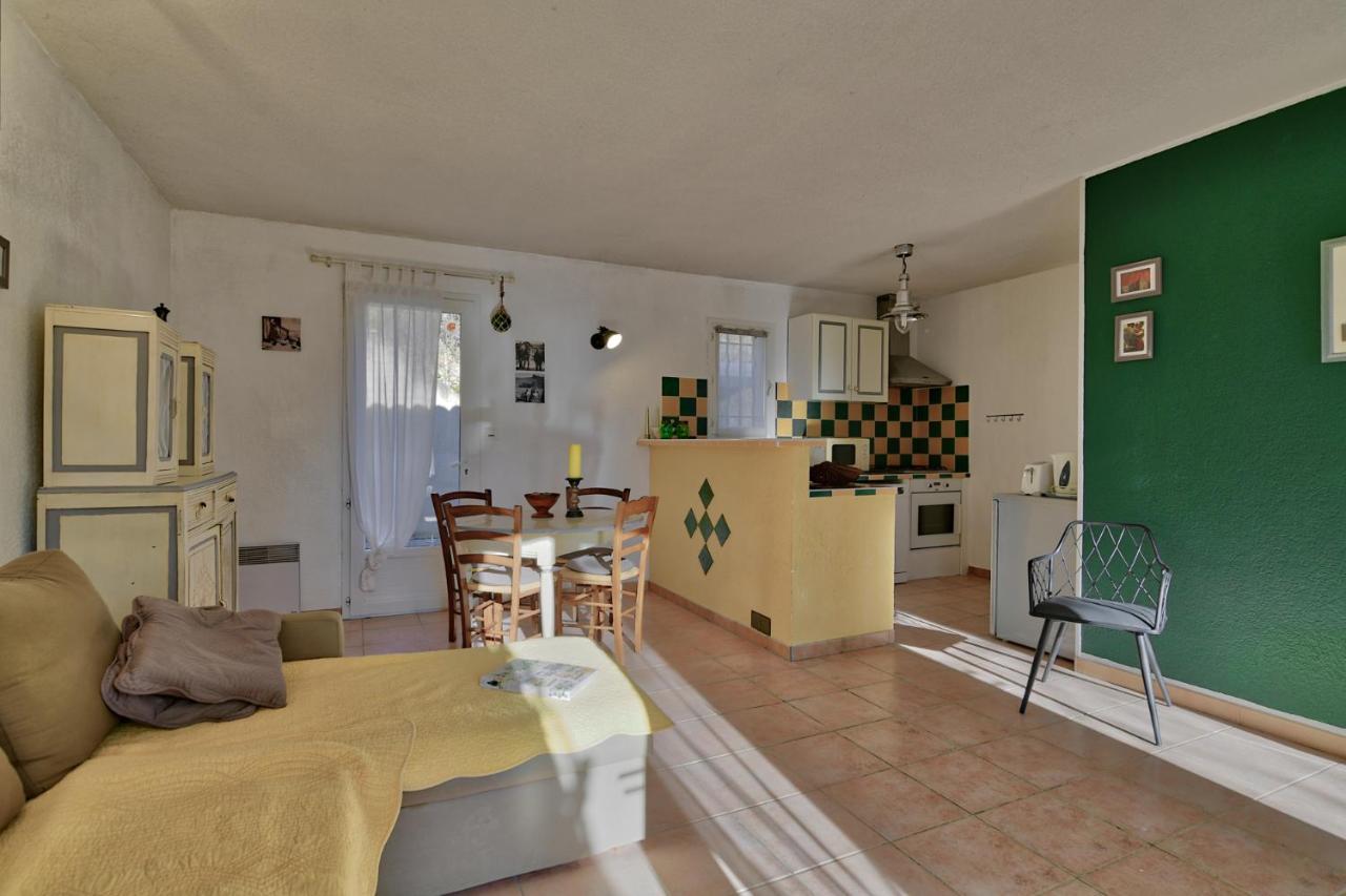 L'Oustaou Du Luberon Et Spa Villelaure Экстерьер фото